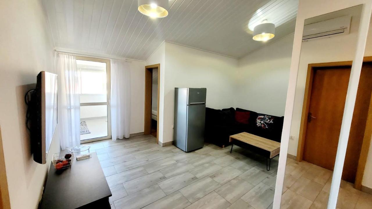 Apartament Sea Dalmatia Srima Εξωτερικό φωτογραφία